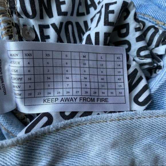 One x One Teaspoon Destroyed Awesome Baggie Denim size 24 - Picture 10 of 11